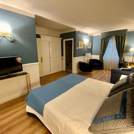 Hotel Goya Форте-дей-Мармі Екстер'єр фото
